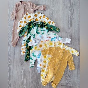 Gender Neutral Baby Zippered Footie Pajamas Bundle Sizes 0-3, 3-6, and 6M